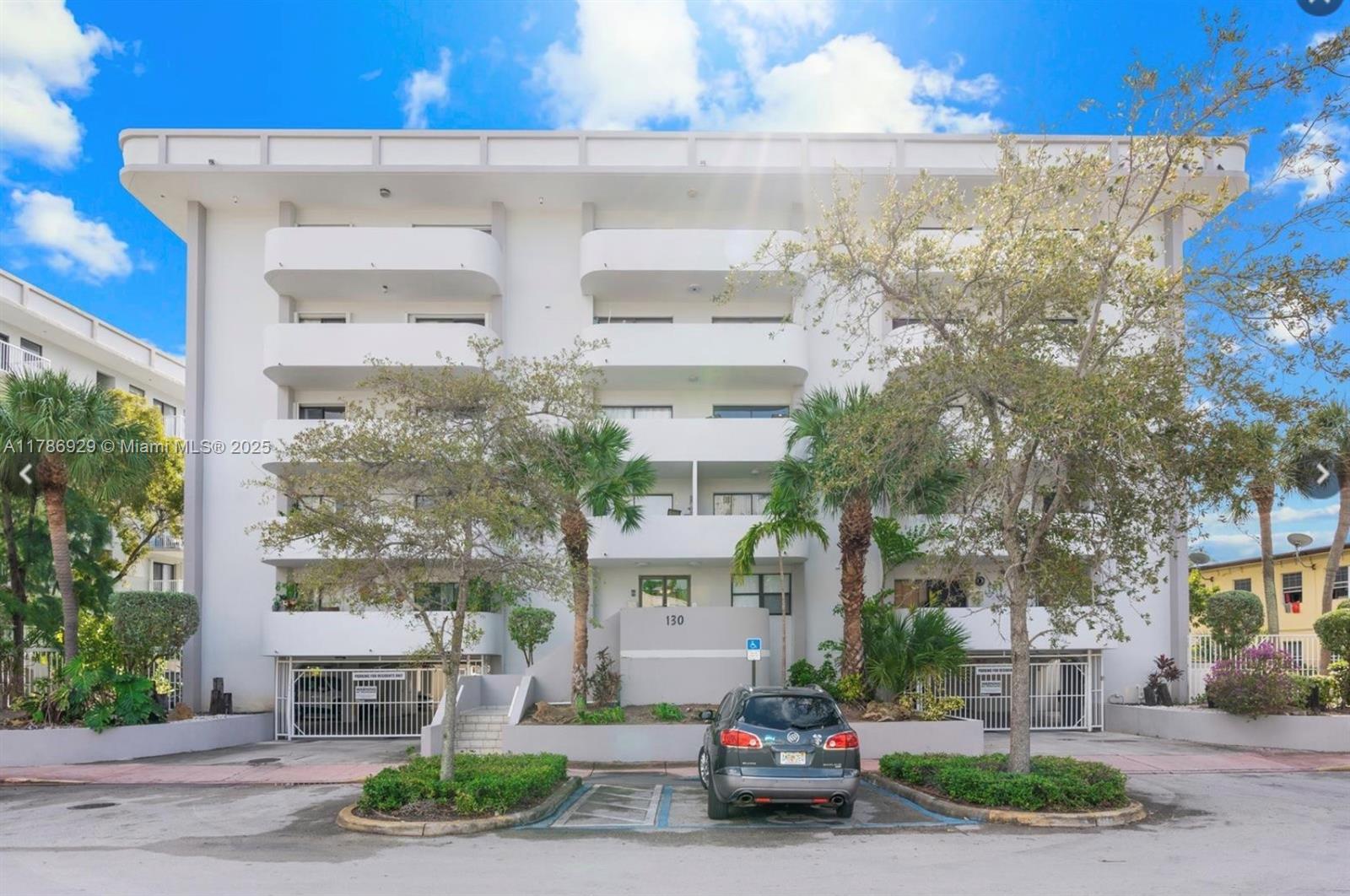 Property for Sale at 130 S Shore Dr 2F, Miami Beach, Miami-Dade County, Florida - Bedrooms: 2 
Bathrooms: 2  - $385,000
