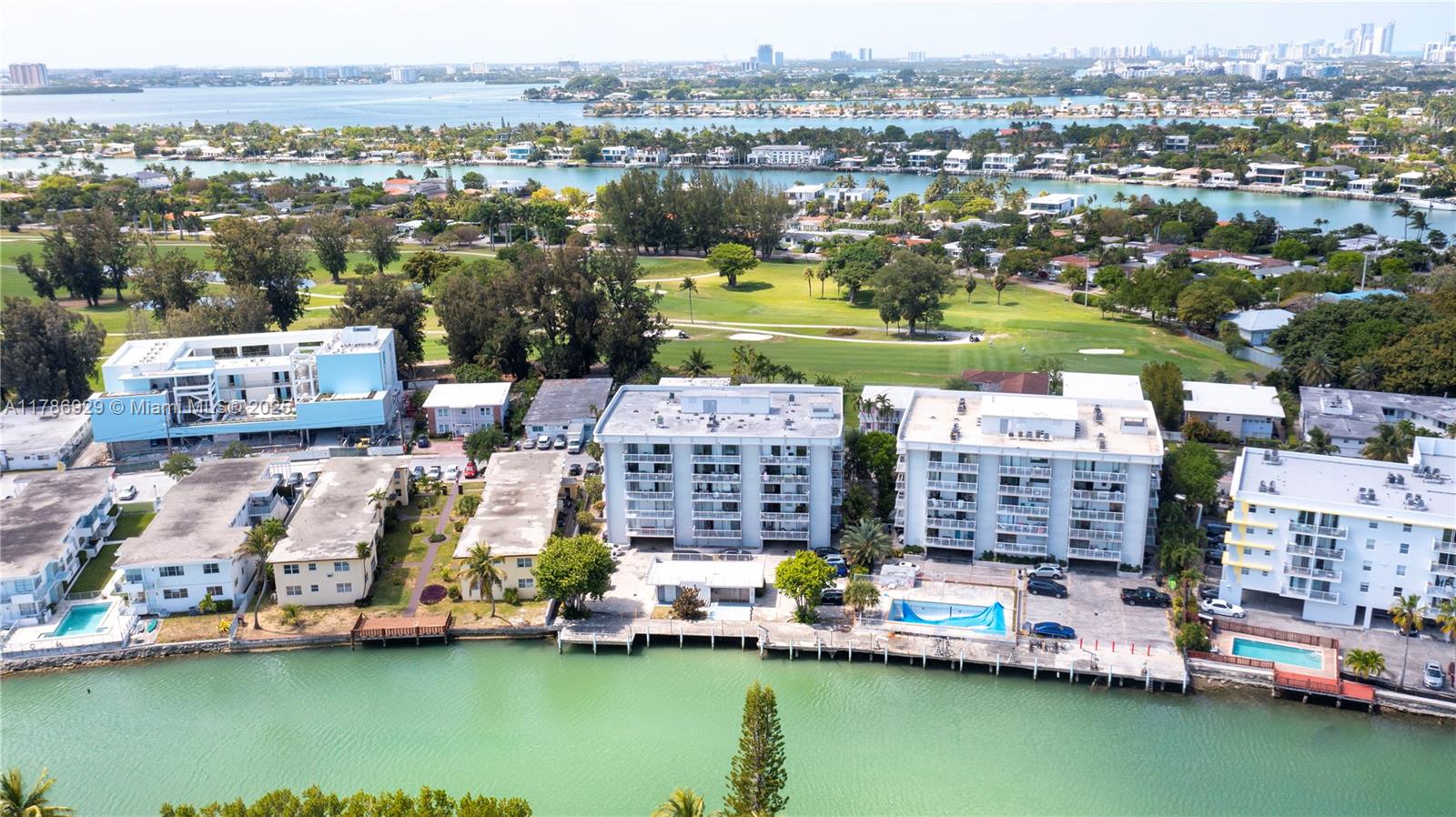 NORMANDY SH YACHT & CO CL - Residential