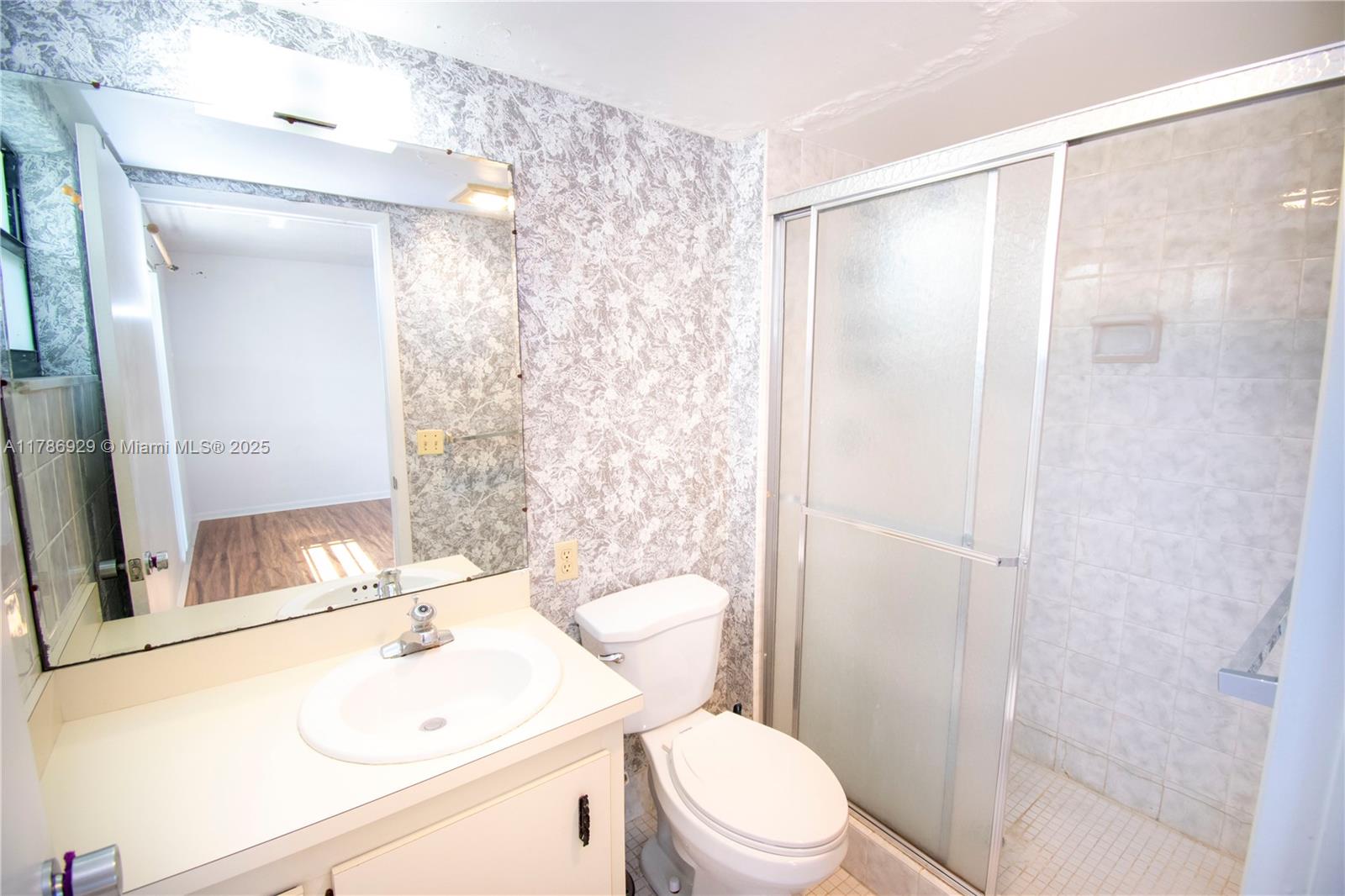 NORMANDY SH YACHT & CO CL - Residential