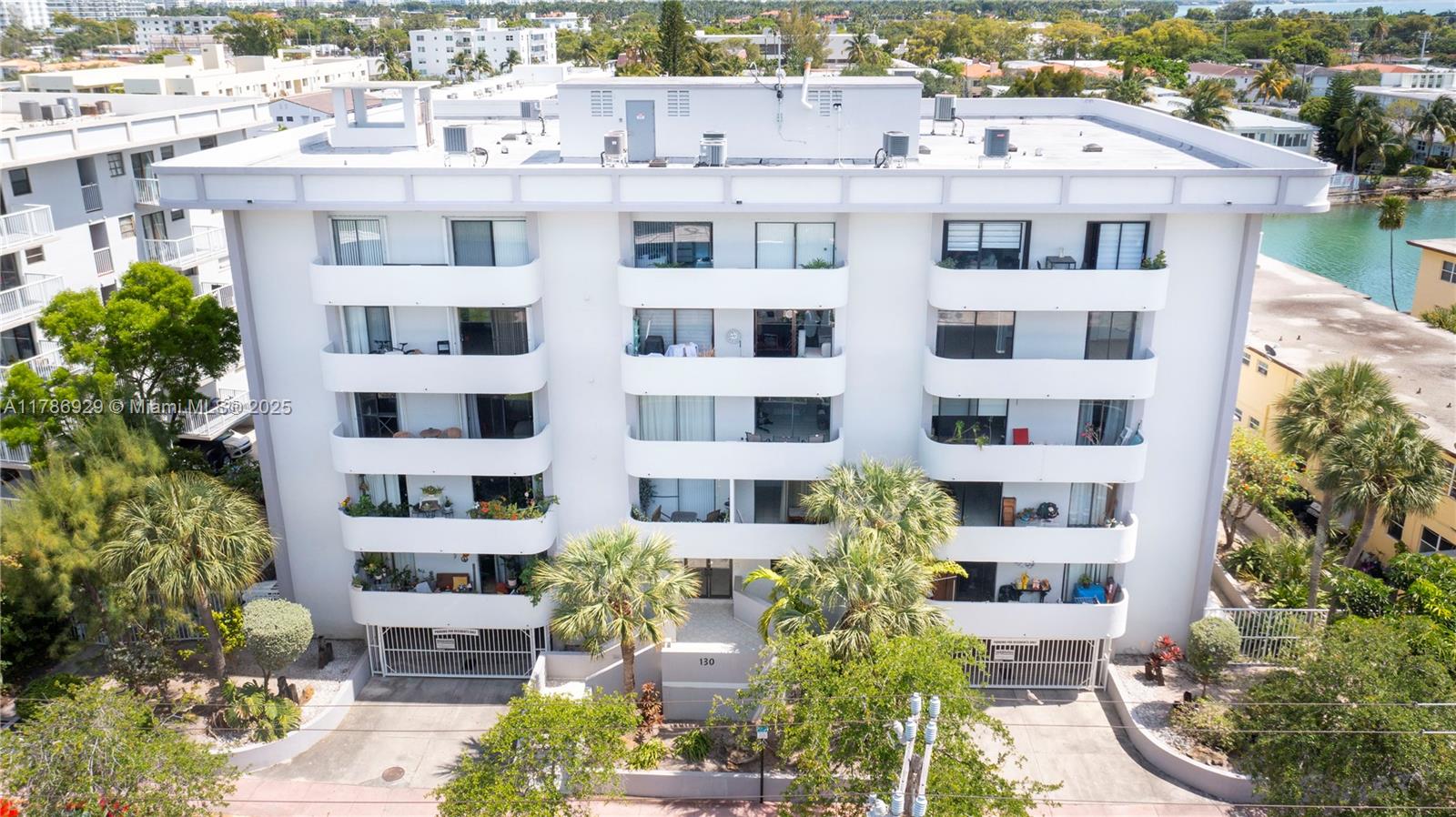 NORMANDY SH YACHT & CO CL - Residential