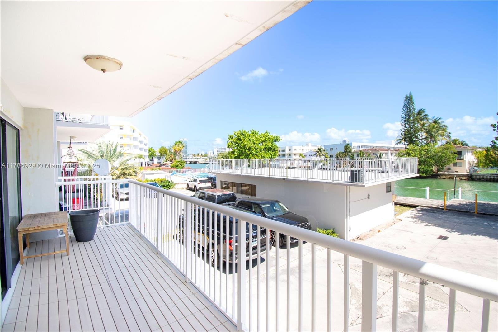 NORMANDY SH YACHT & CO CL - Residential