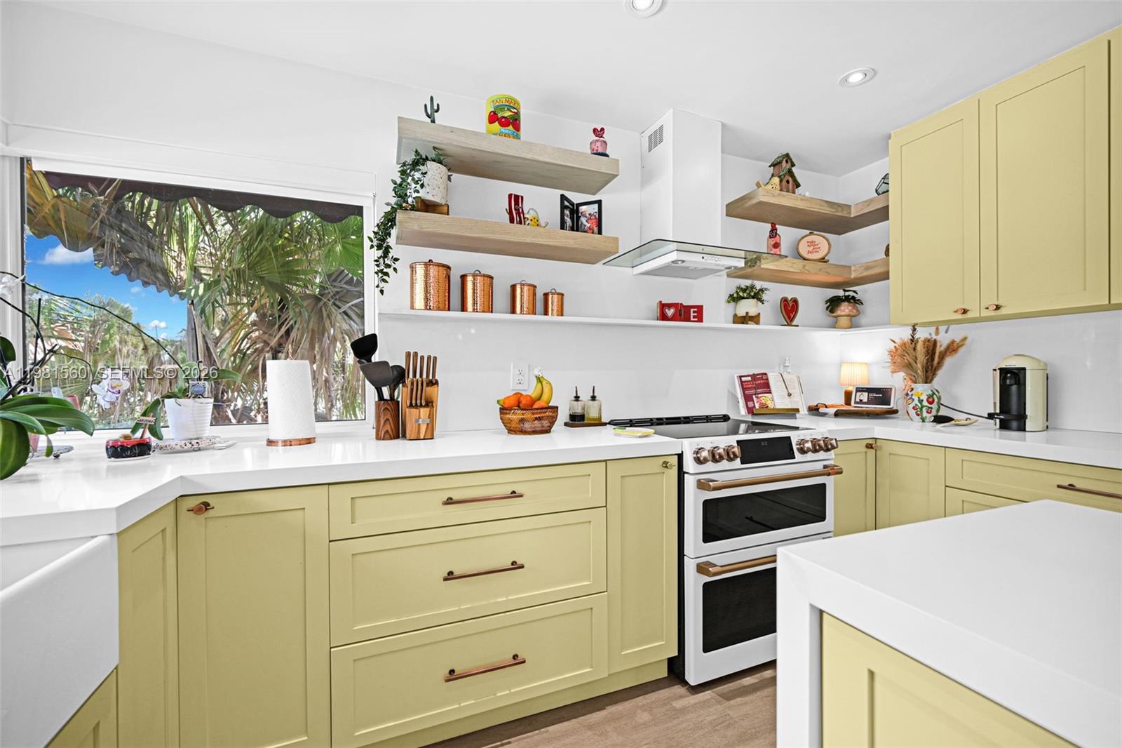 CALUSA CLUB ESTATES - Residential