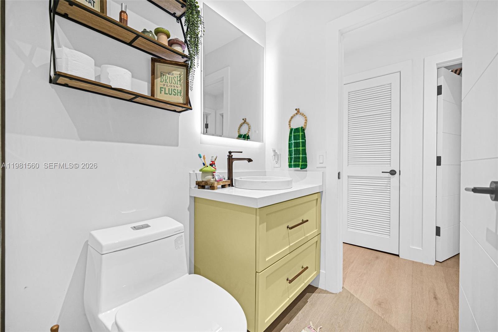 CALUSA CLUB ESTATES - Residential