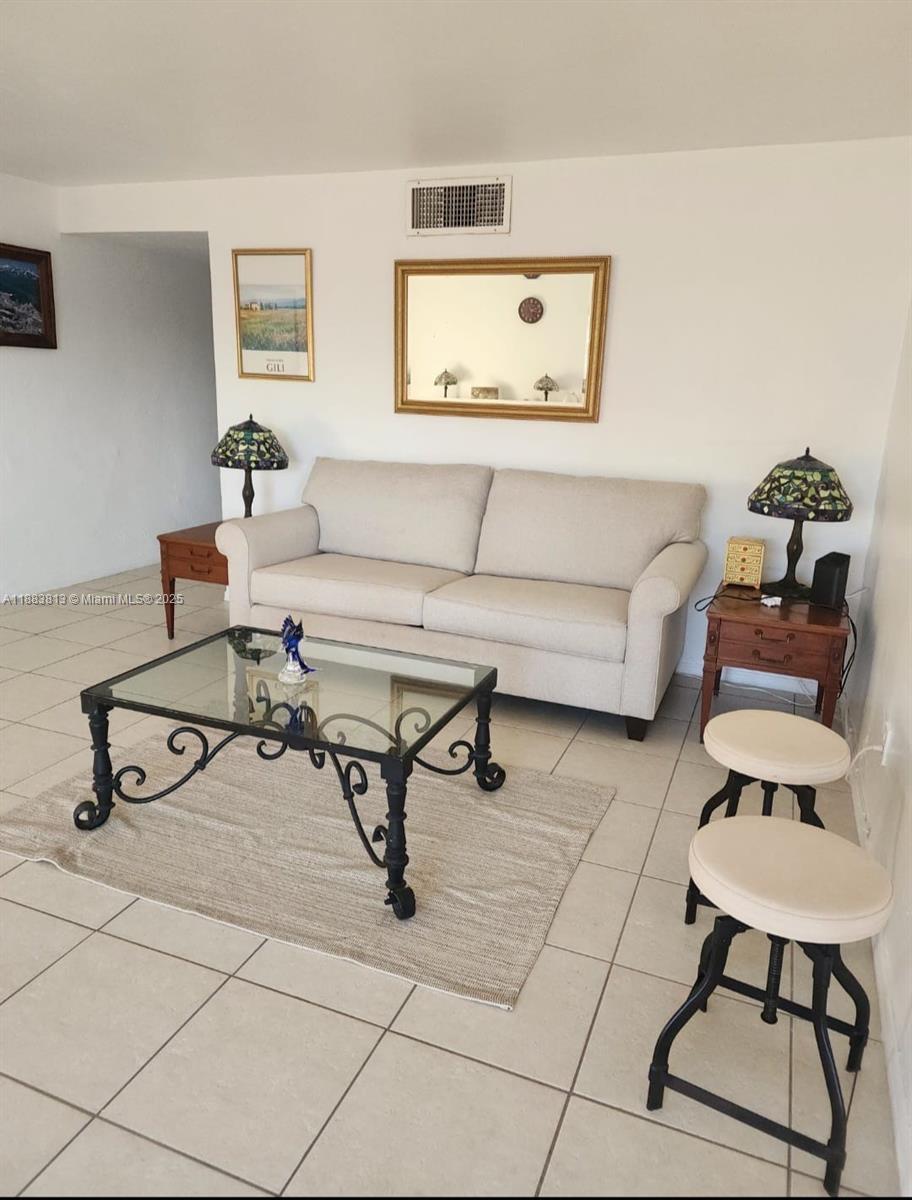 SANS SOUCI CONDO - Residential Lease