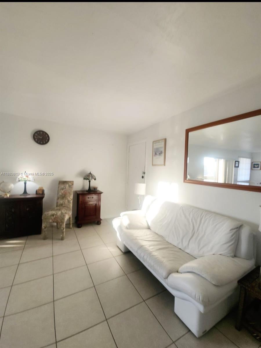 SANS SOUCI CONDO - Residential Lease
