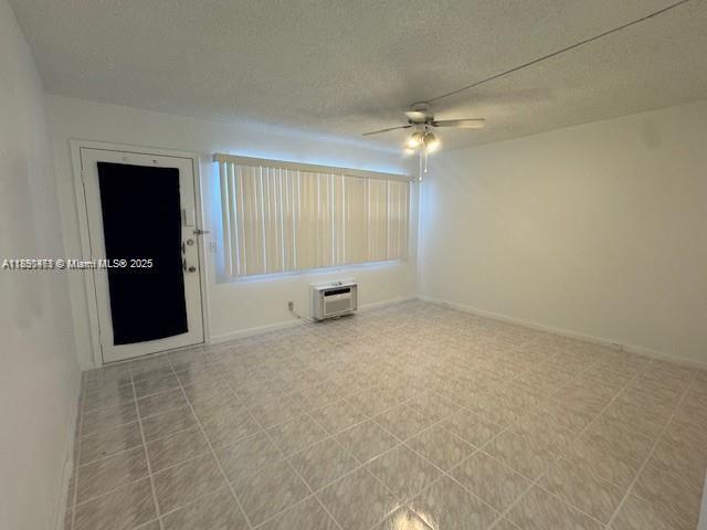 NEW HAMPTON AT CENTURY VI - Residential
