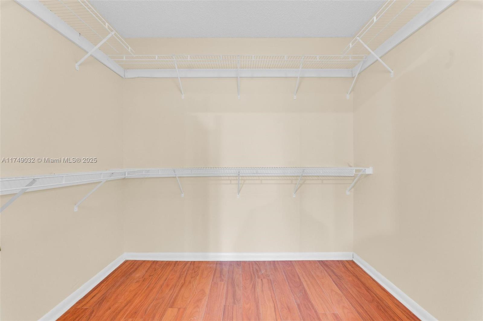 WELLEBY UNIT THIRTEEN - Residential