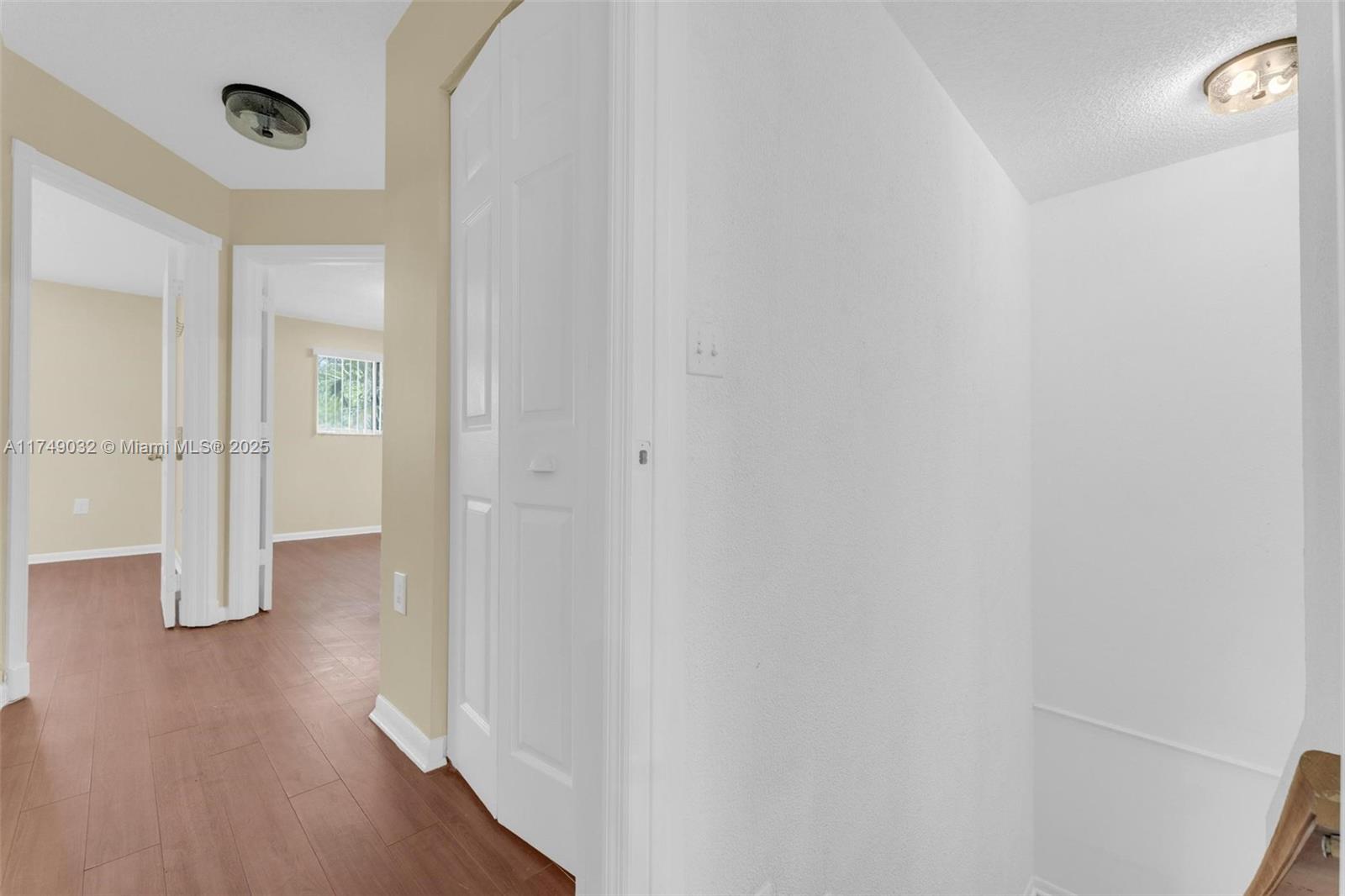 WELLEBY UNIT THIRTEEN - Residential