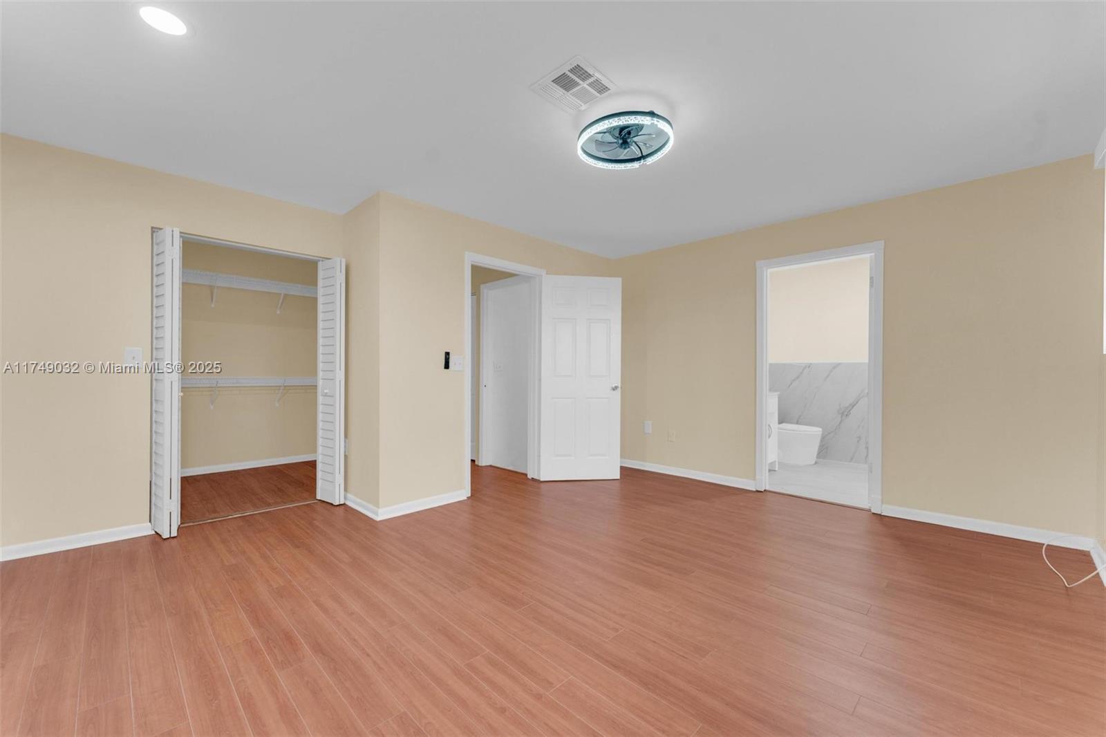 WELLEBY UNIT THIRTEEN - Residential