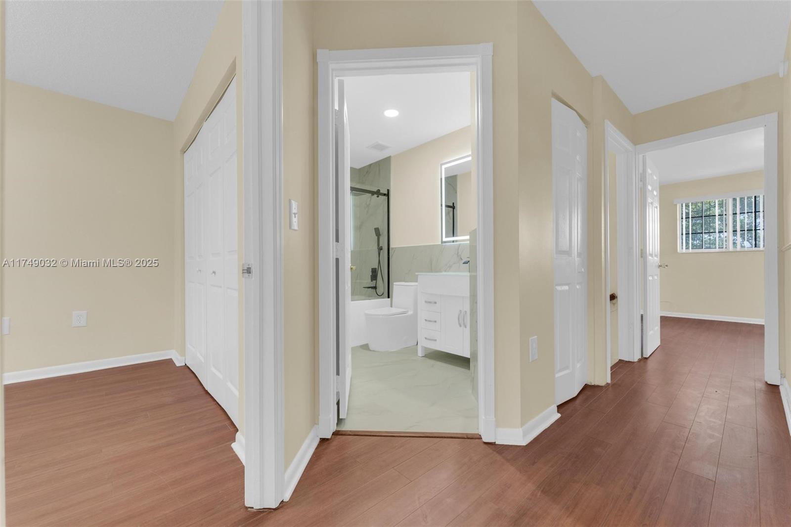 WELLEBY UNIT THIRTEEN - Residential