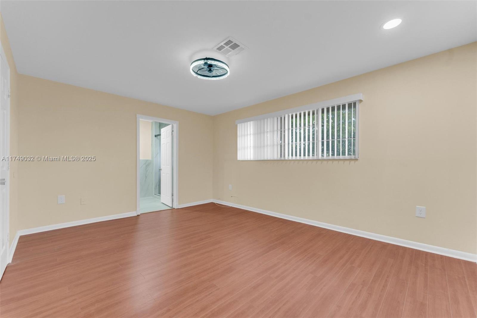 WELLEBY UNIT THIRTEEN - Residential