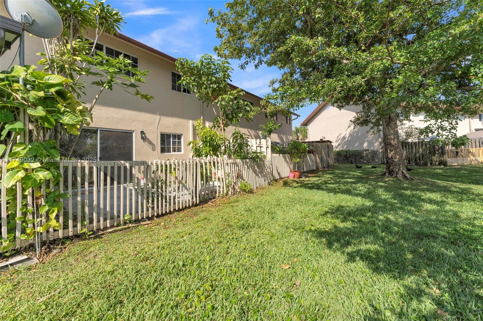 WELLEBY UNIT THIRTEEN - Residential