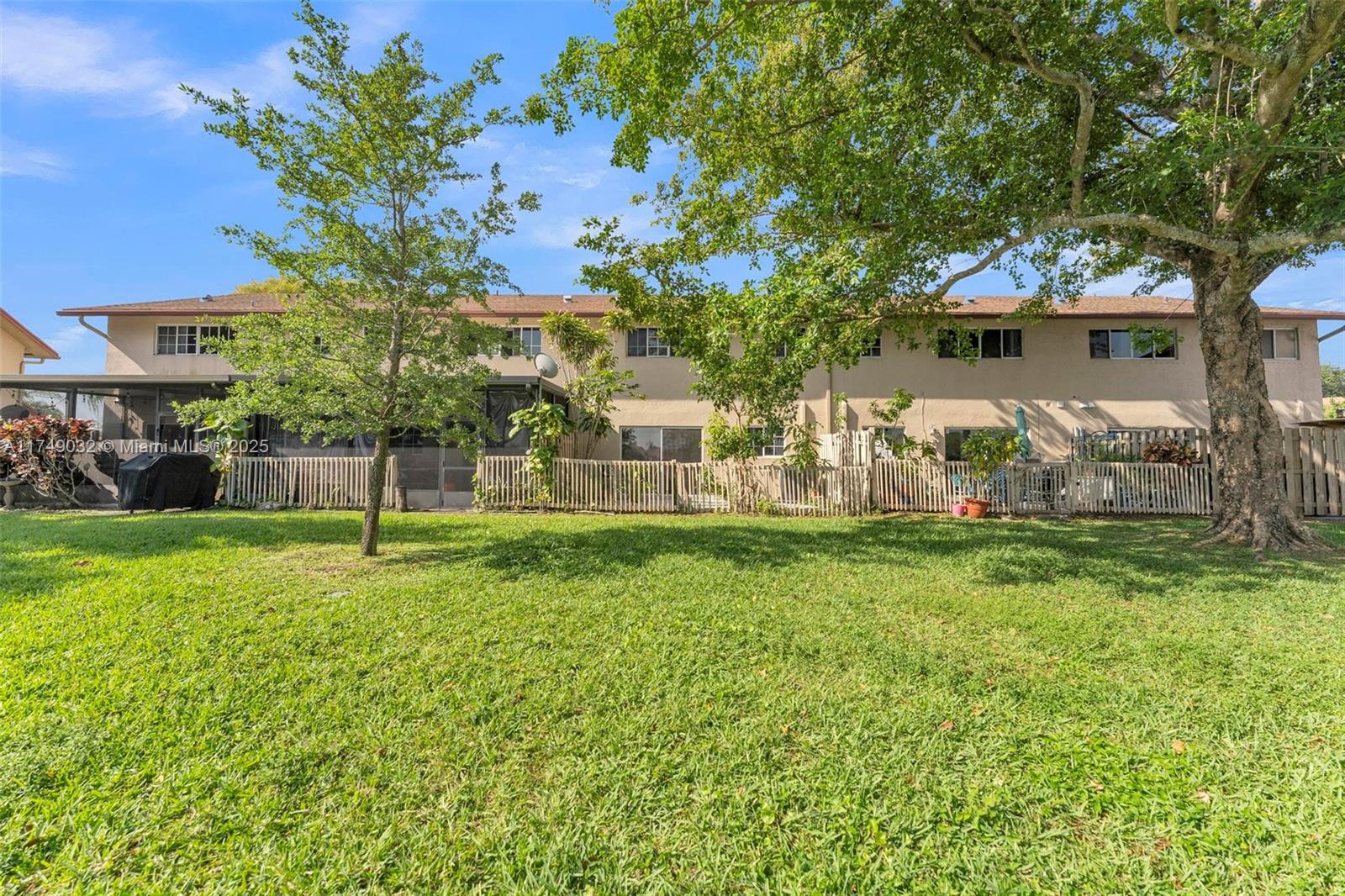 WELLEBY UNIT THIRTEEN - Residential