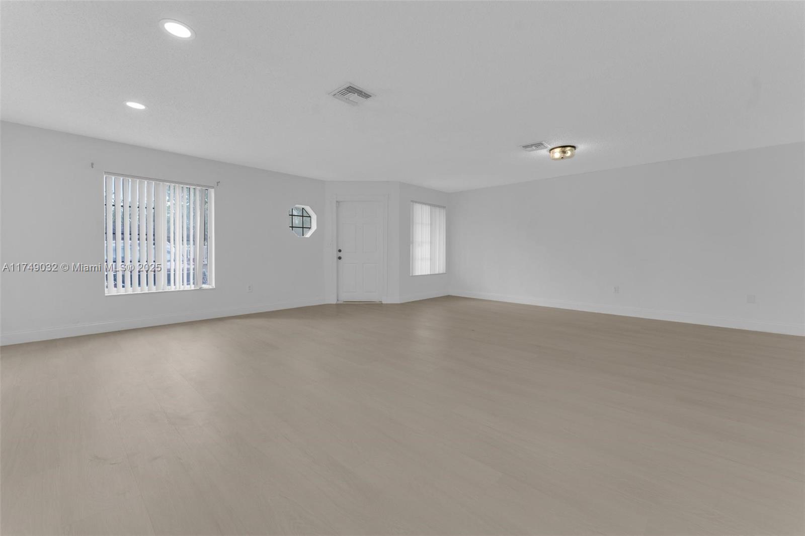 WELLEBY UNIT THIRTEEN - Residential