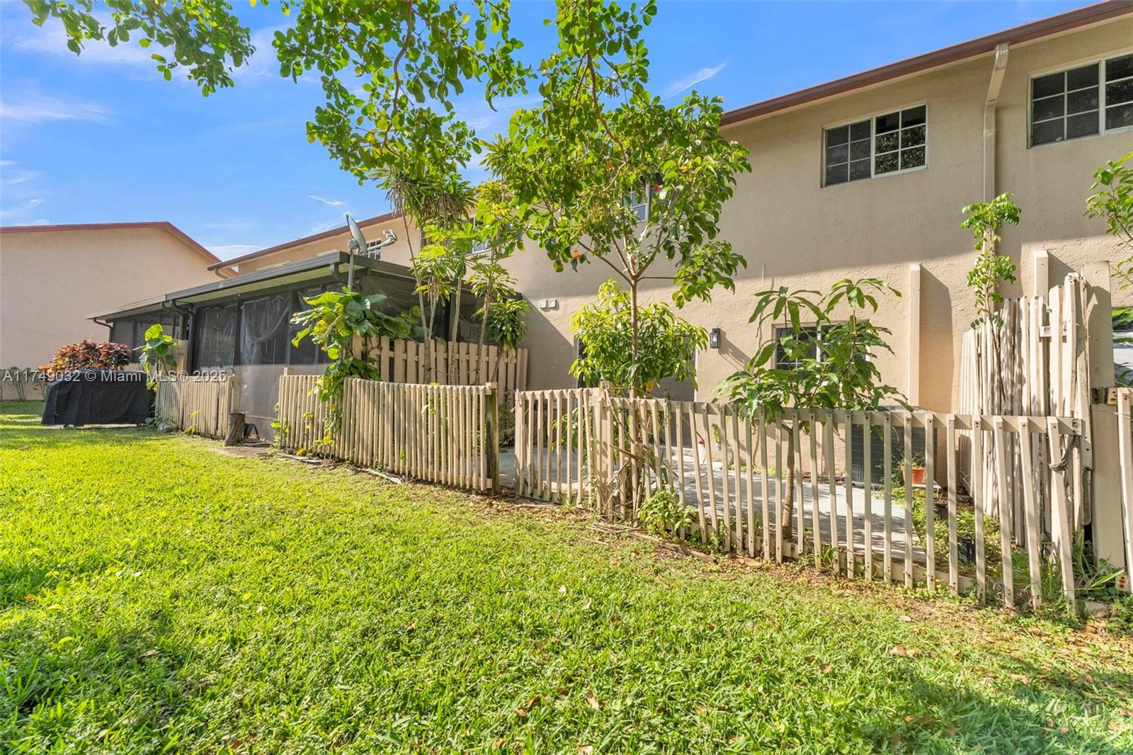 WELLEBY UNIT THIRTEEN - Residential