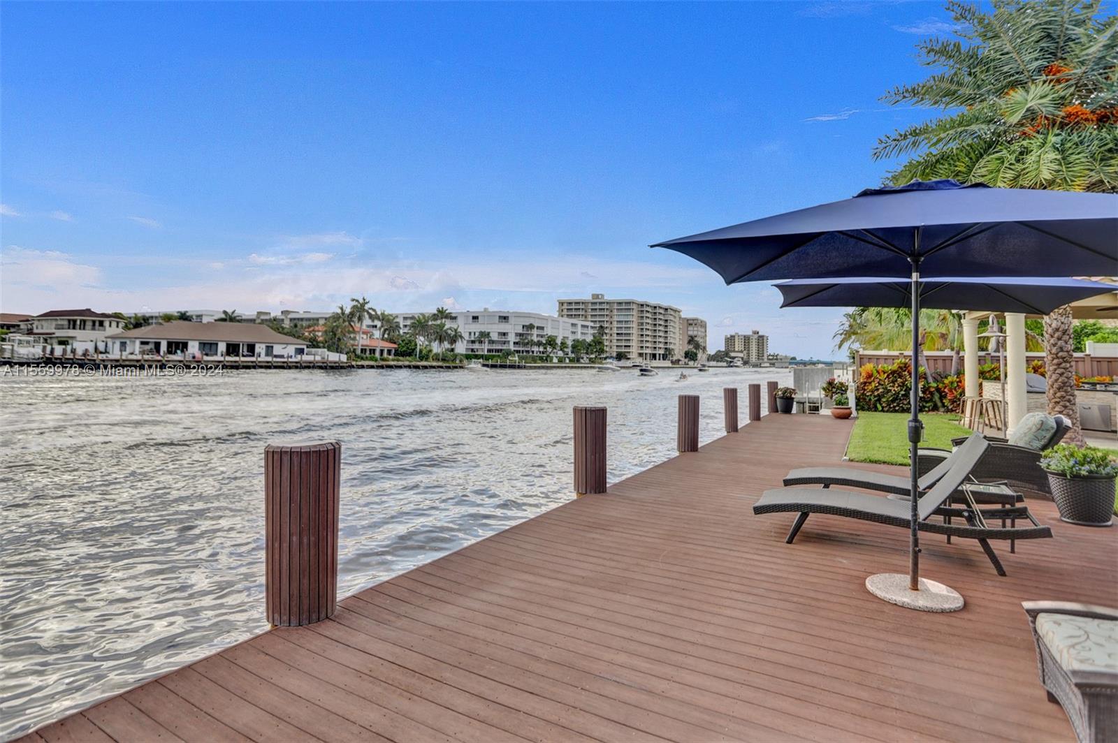 BEVERLY SHORES - Residential