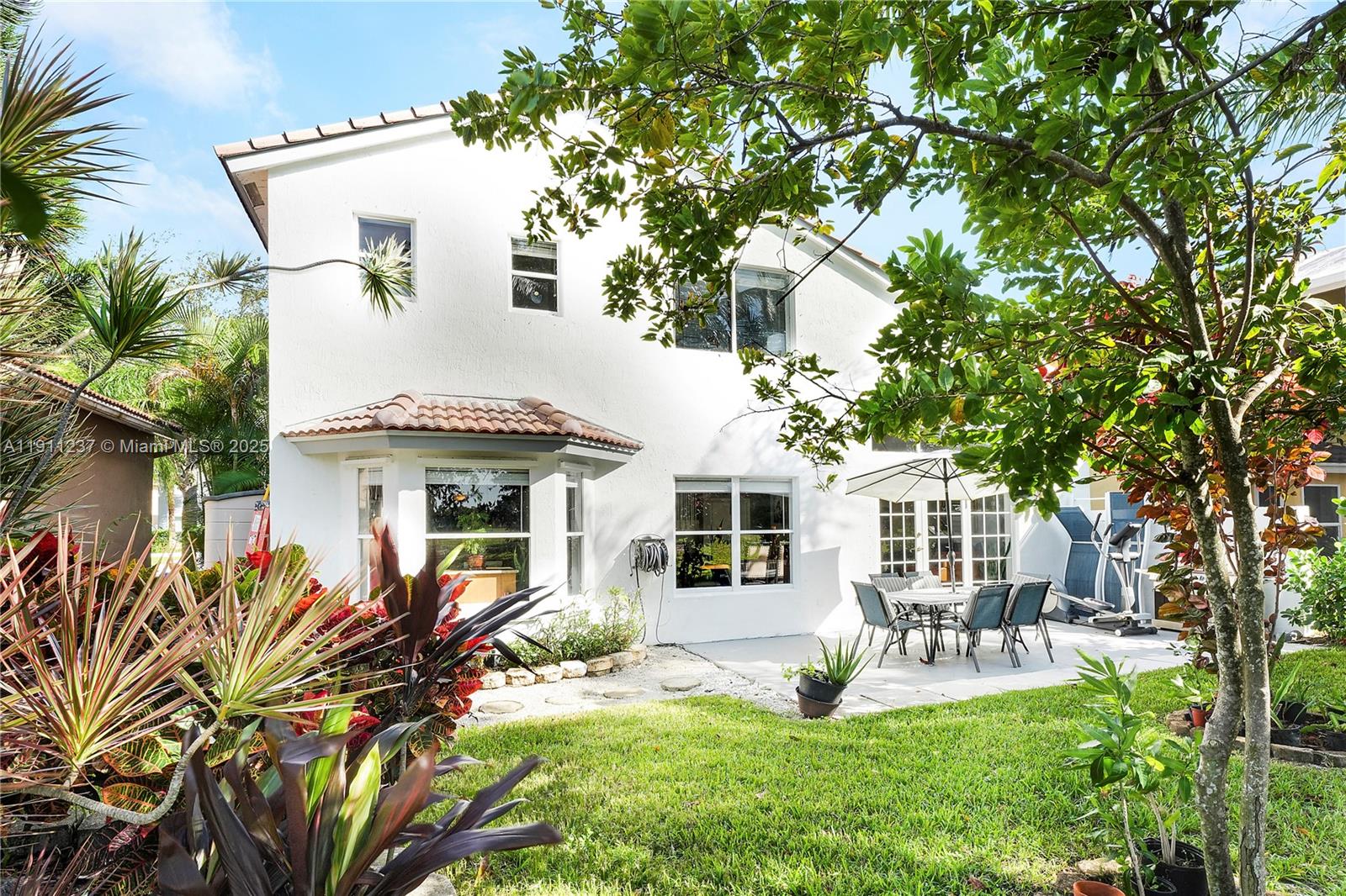 BALMORAL COUNTRY CLUB LAC - Residential