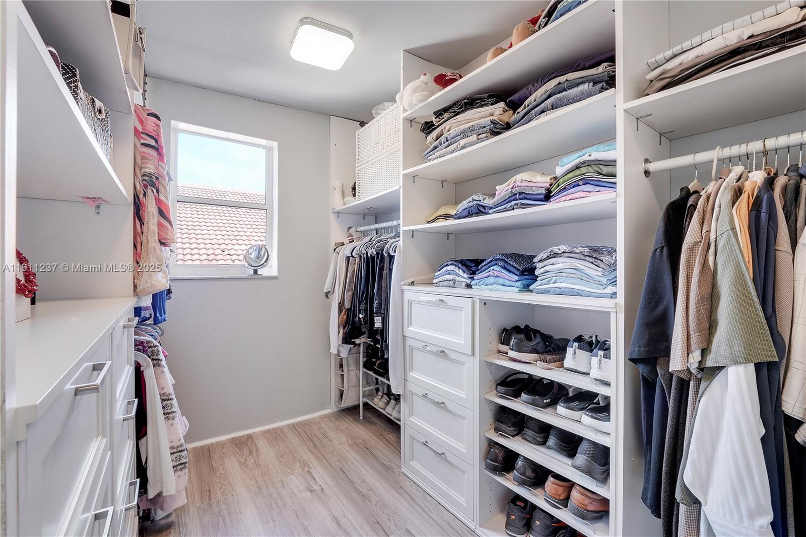 BALMORAL COUNTRY CLUB LAC - Residential