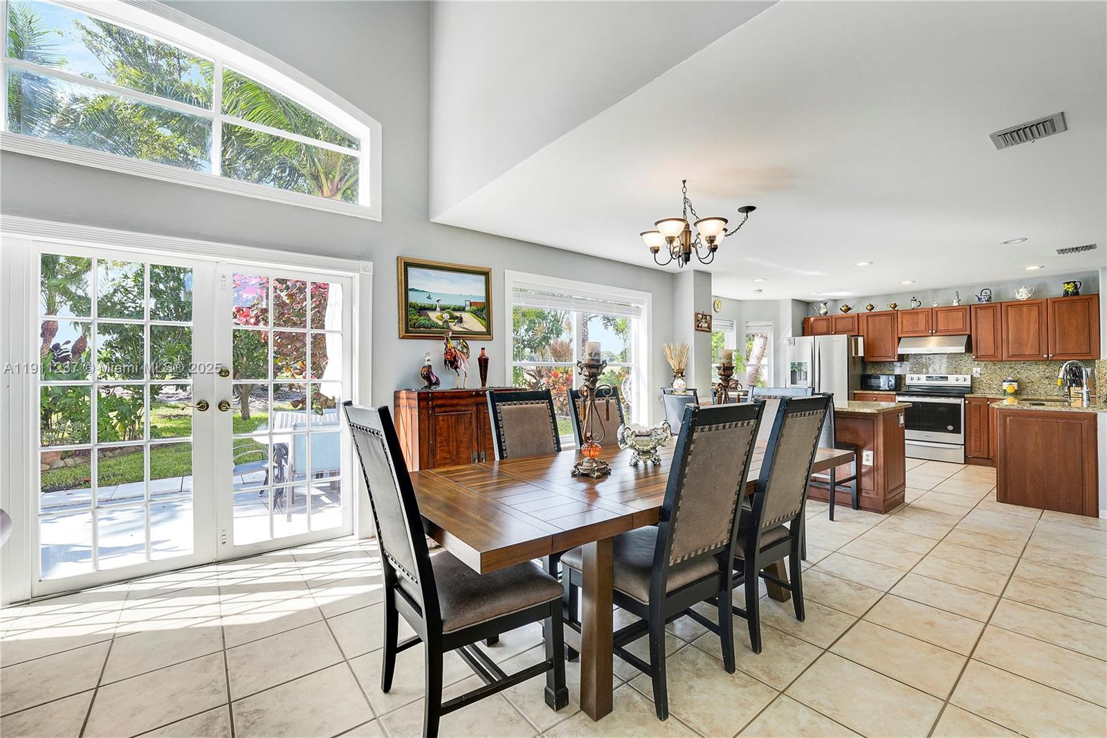 BALMORAL COUNTRY CLUB LAC - Residential