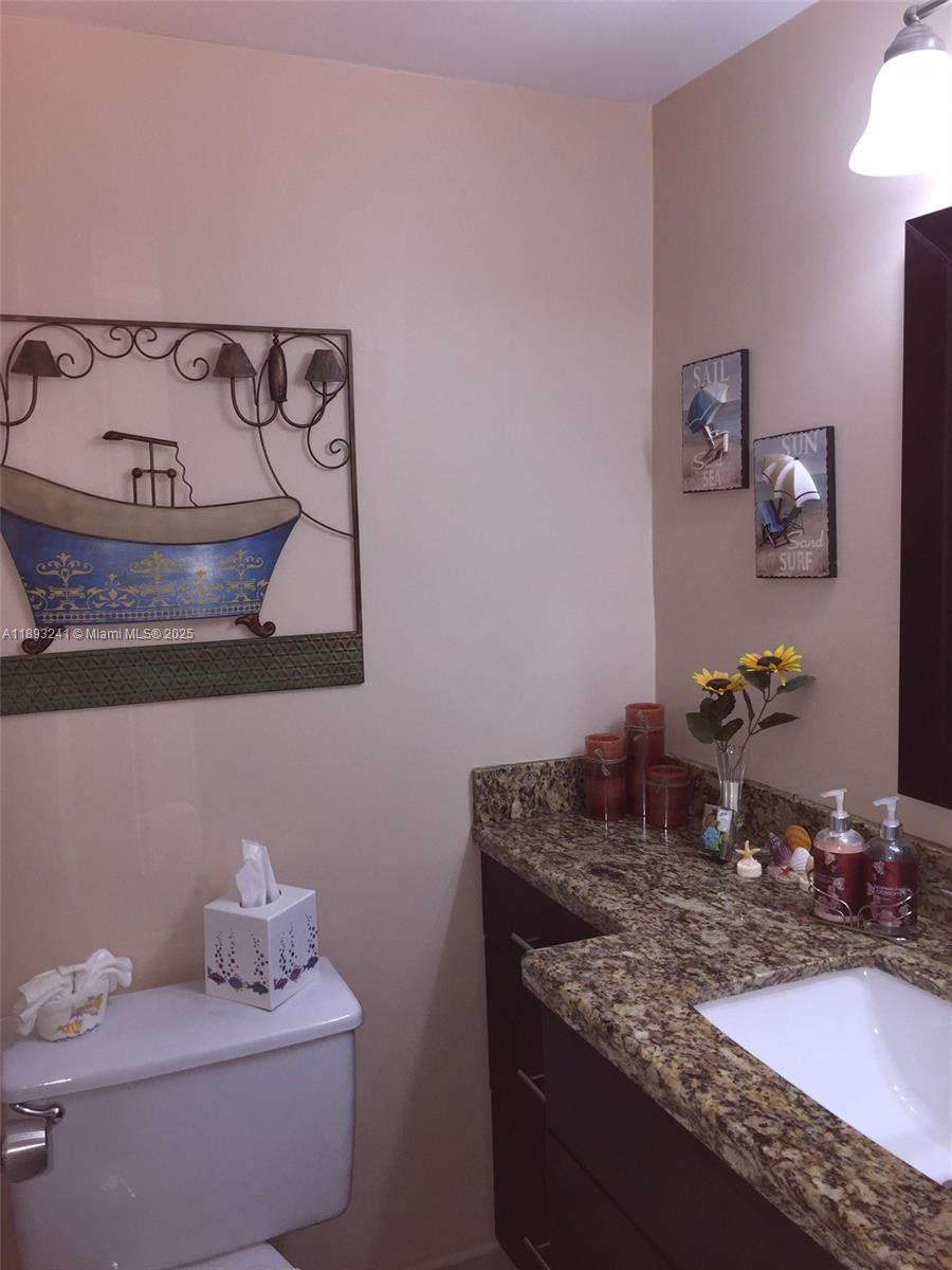 HEMISPHERES CONDO - Residential Lease