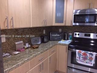 HEMISPHERES CONDO - Residential Lease