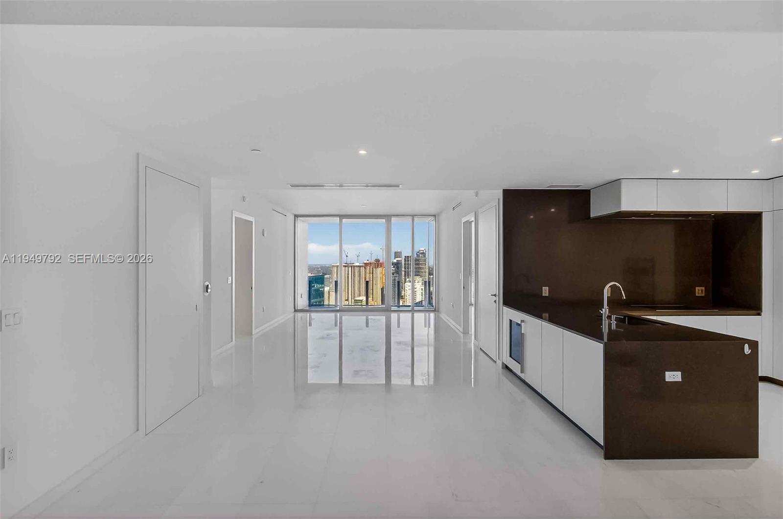 300 N Biscayne Boulevard Way 4809W