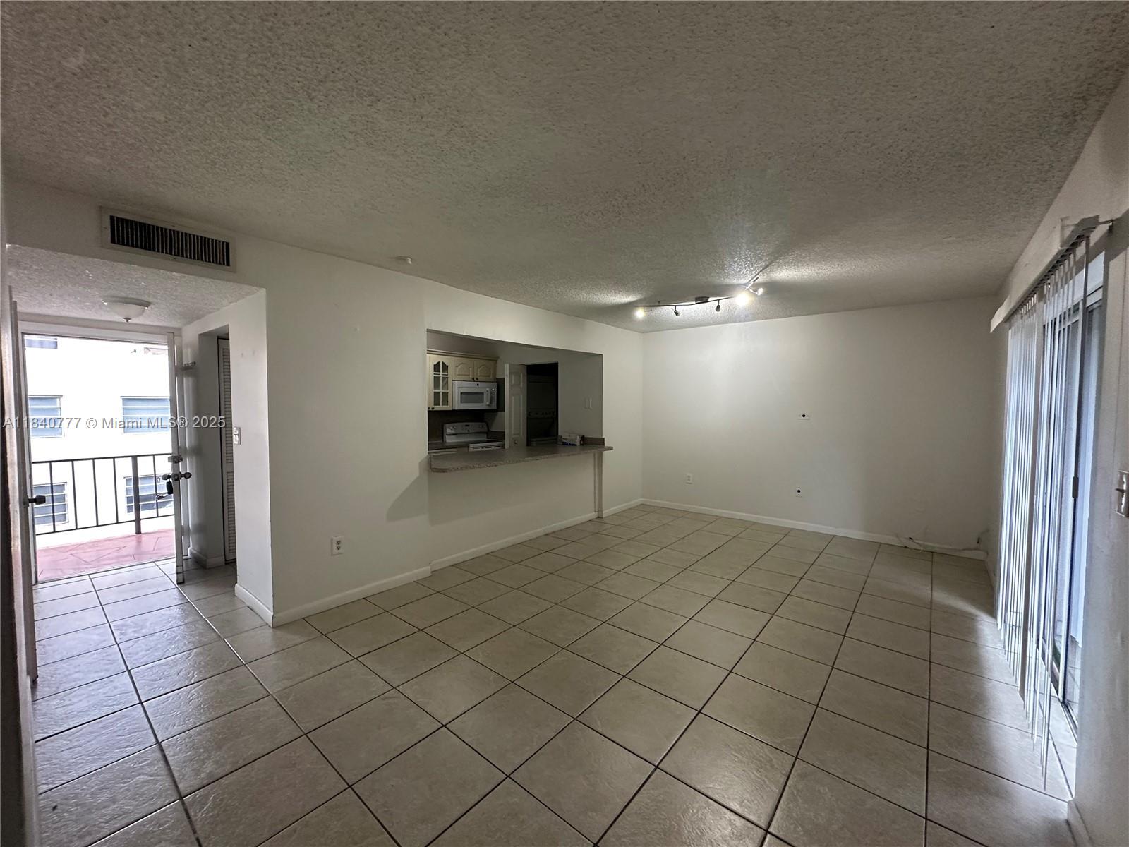 399 NW 72nd Ave 306
