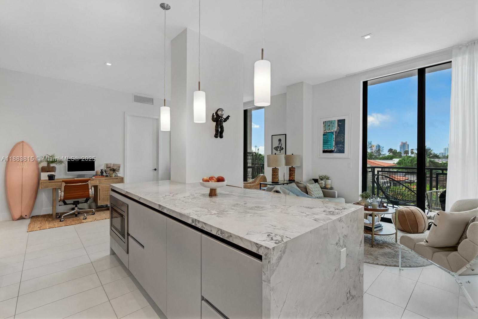 LINCOLN SUB - Residential Lease