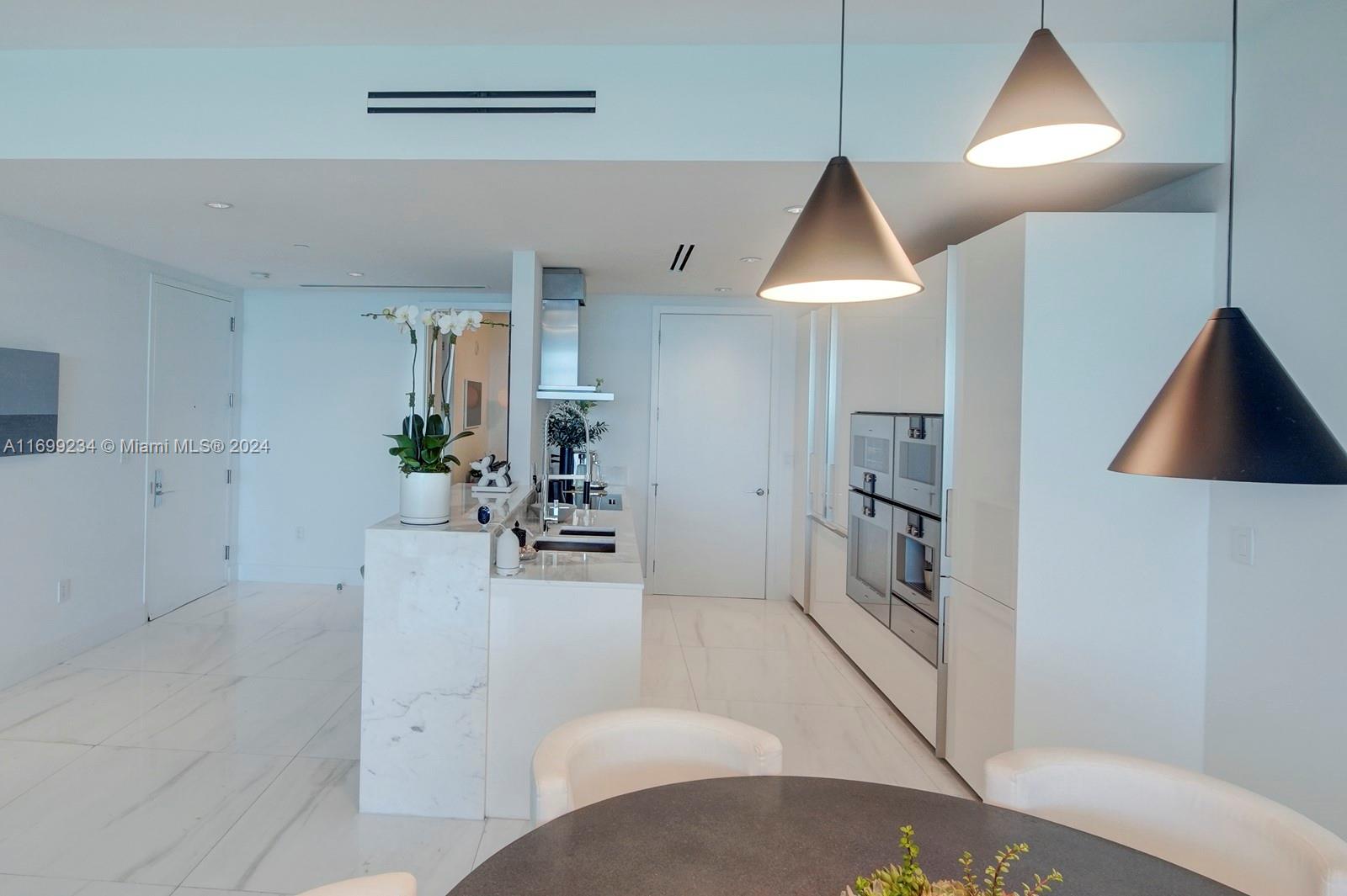 OCEANA BAL HARBOUR CONDO - Residential