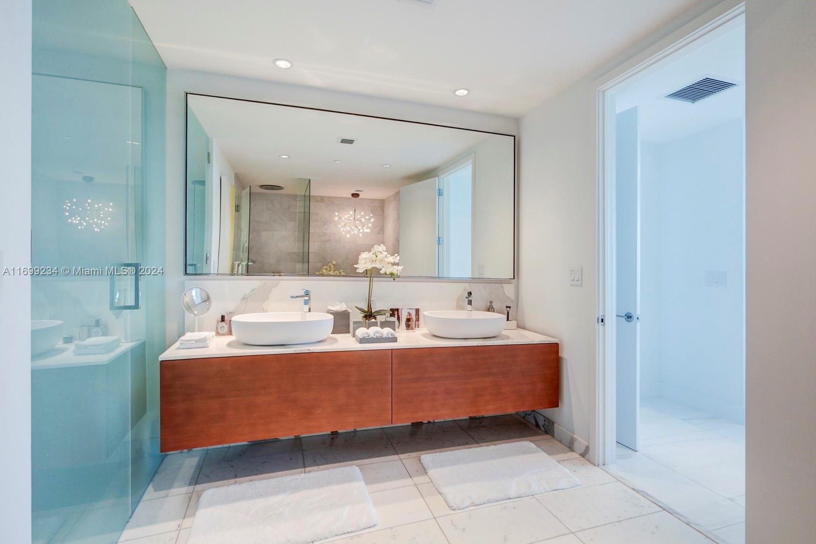 OCEANA BAL HARBOUR CONDO - Residential