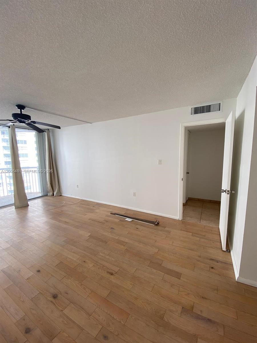 DEL PRADO MARINA - Residential