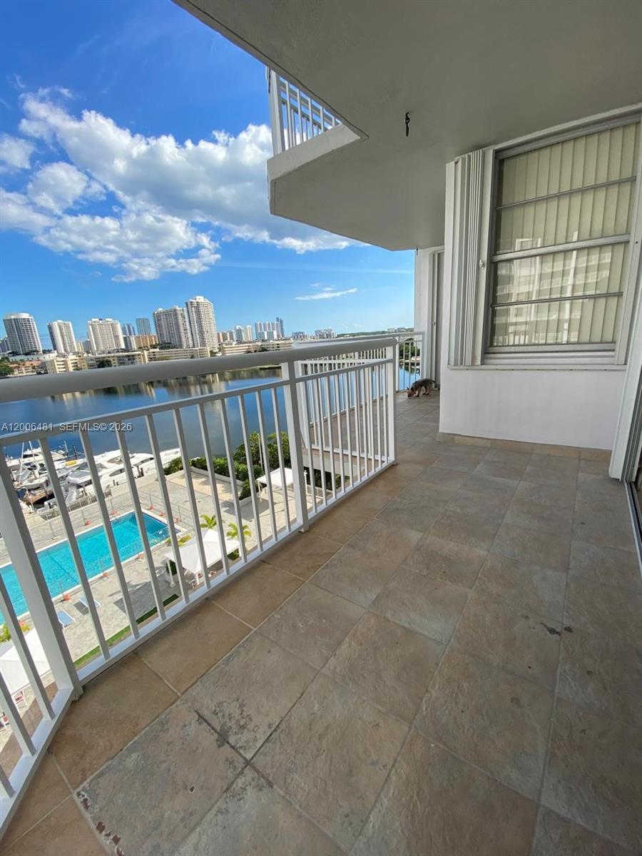 DEL PRADO MARINA - Residential