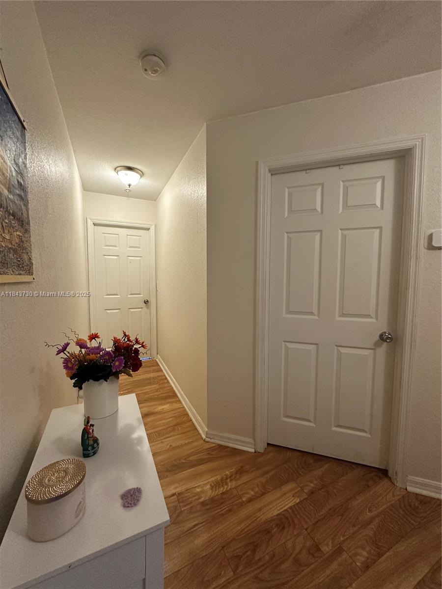 HIGHLAND PARK VILLAGE CON - Residential