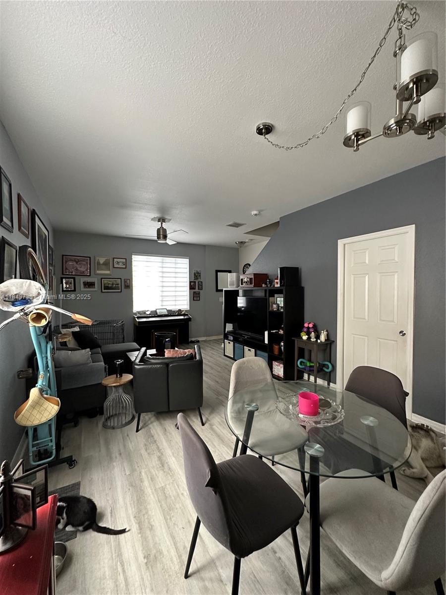 HIGHLAND PARK VILLAGE CON - Residential