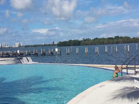 700 NE 63rd St D609 Miami FL 33138