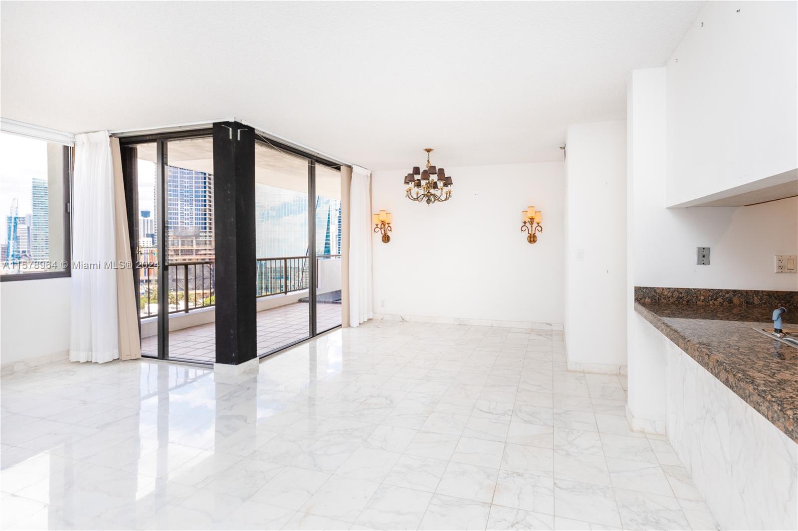 1581 Brickell Ave 1107