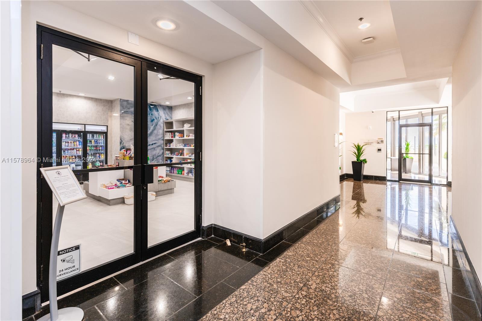 VILLA REGINA CONDO - Residential