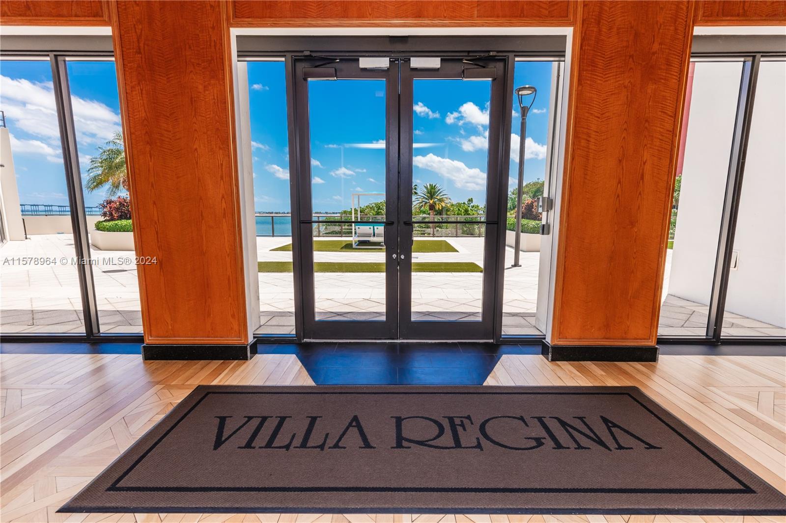 VILLA REGINA CONDO - Residential