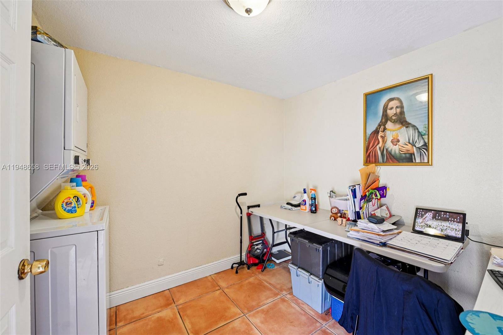 LAS PALMAS CONDO 2/7 - Residential