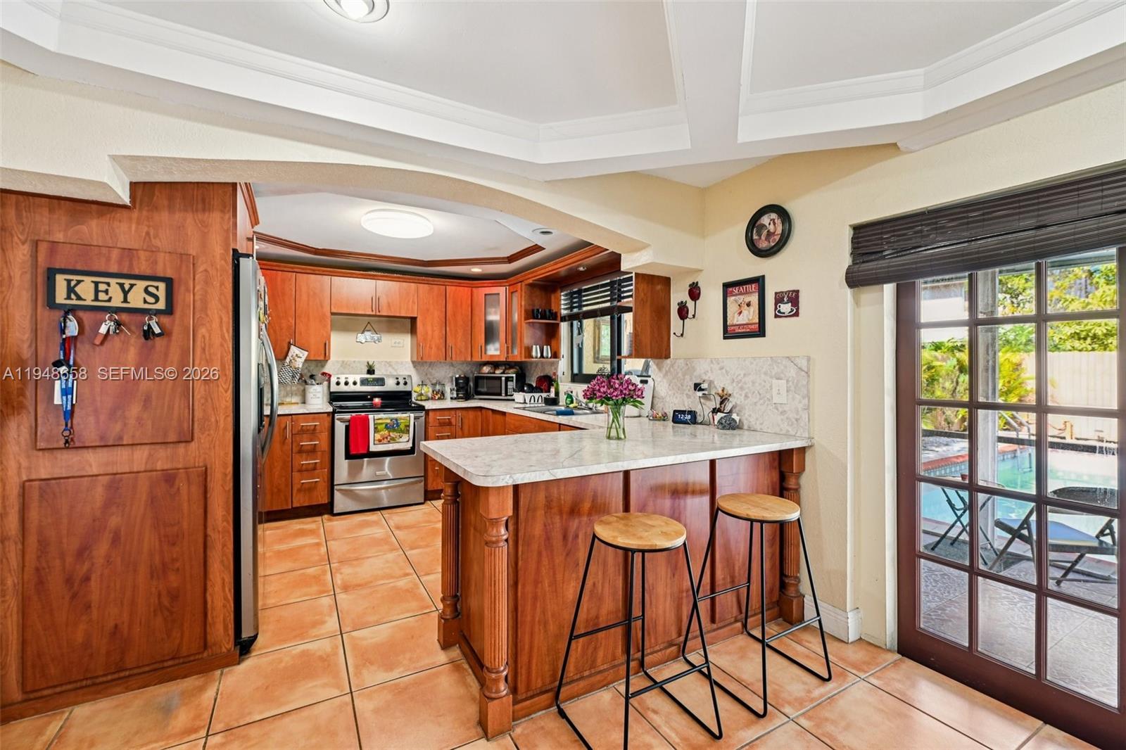 LAS PALMAS CONDO 2/7 - Residential