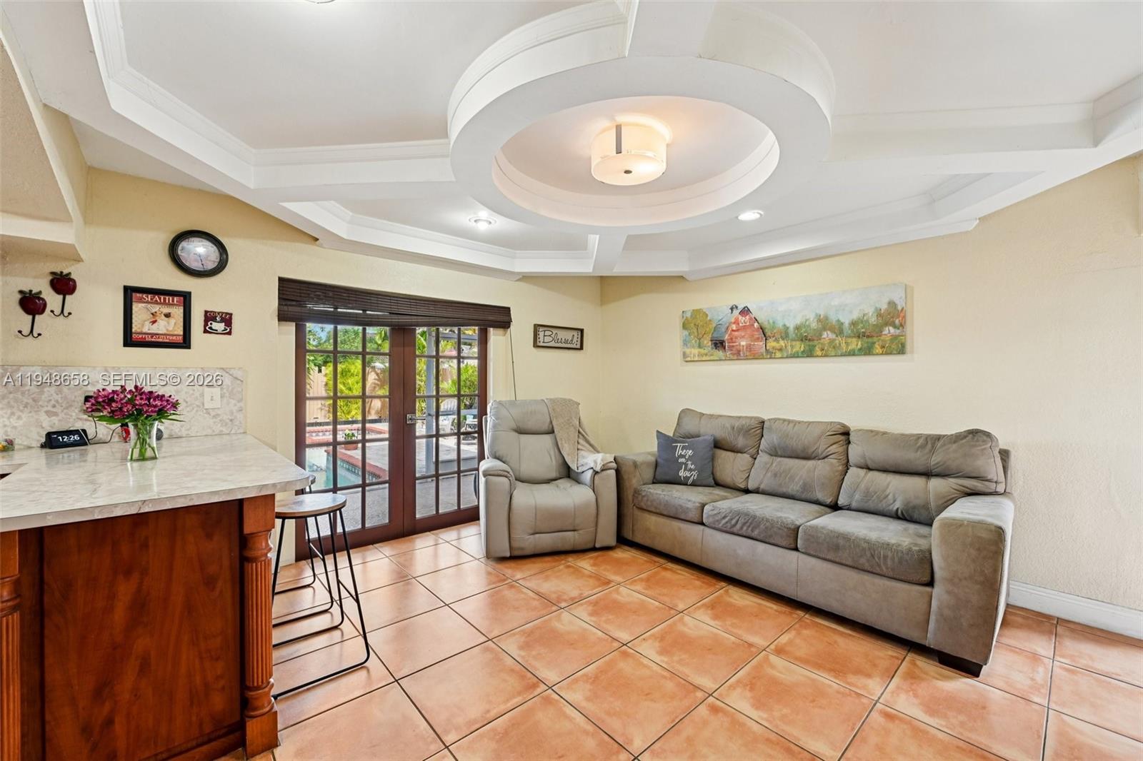 LAS PALMAS CONDO 2/7 - Residential