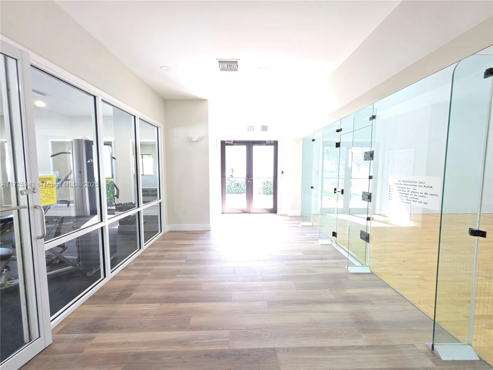 ROYAL GRAND CONDO - Residential