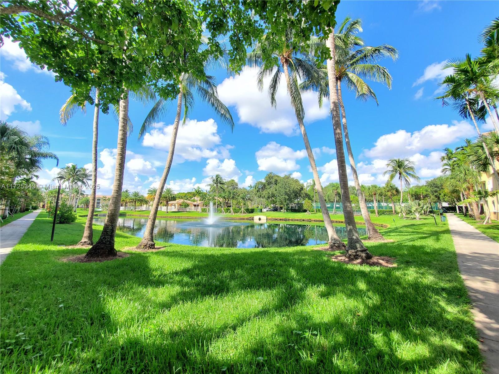 ROYAL GRAND CONDO - Residential