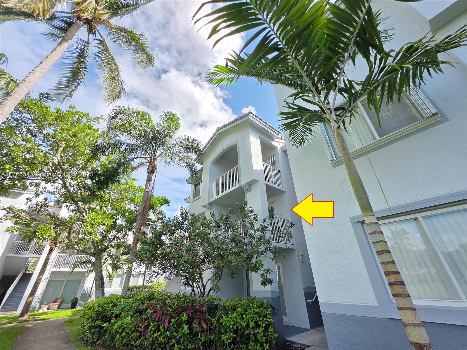 ROYAL GRAND CONDO - Residential