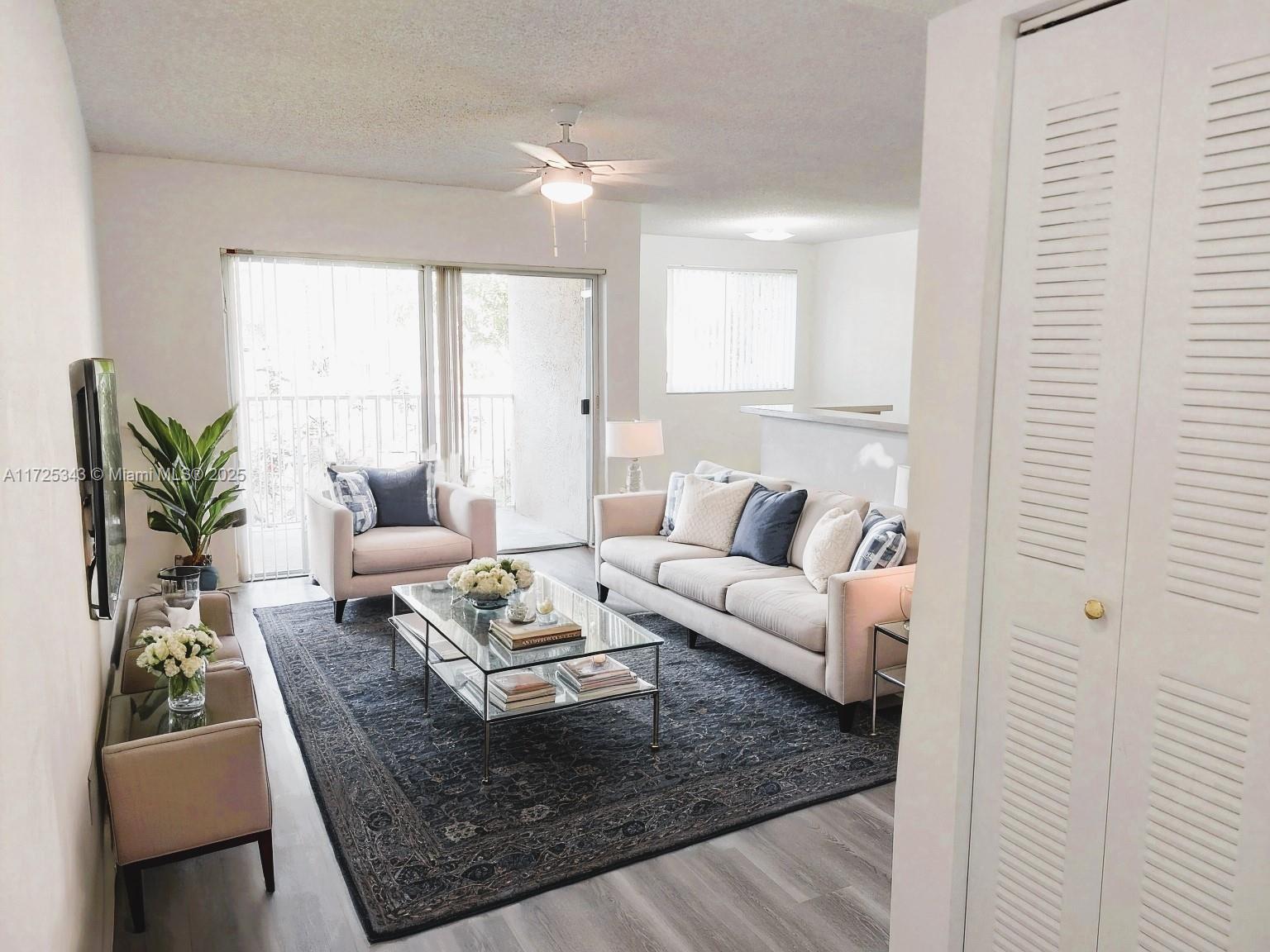 ROYAL GRAND CONDO - Residential