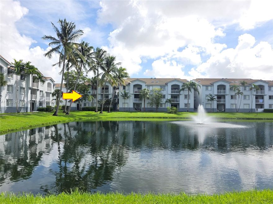 INVESTOR OPPORTUNITY!!! RENTED AT $1,900/MONTH THROUGH JUNE 2026. NICE LAKEVIEW 1 BEDROOM APARTMENT READY TO MOVE-IN. CLOSE TO NOVA, COLLEGES, MALLS, AND SHOPPING CENTERS. EASY ACCESS TO THE MAIN HIGHWAYS LIKE 595, I75, I 95, AND FL. TURNPIKE. LUXURIOUS AMENITIES: CABANA, POOL, BILLIARD ROOM, FITNESS CENTER, BASKETBALL, RACQUETBALL, AND TENNIS COURT. >>>THE ASSOCIATION IS ACTIVELY WORKING ON THE IMPROVEMENTS OUTLINED IN THE SPECIAL 4 ASSESSMENTS, WHICH THE OWNER WILL PAY IN FULL AT CLOSING.<<< OWNER WILL PAY ALL SPECIAL ASSESSMENTS AT CLOSING.>>> NO SELLER FINANCING AVAILABLE.<<<