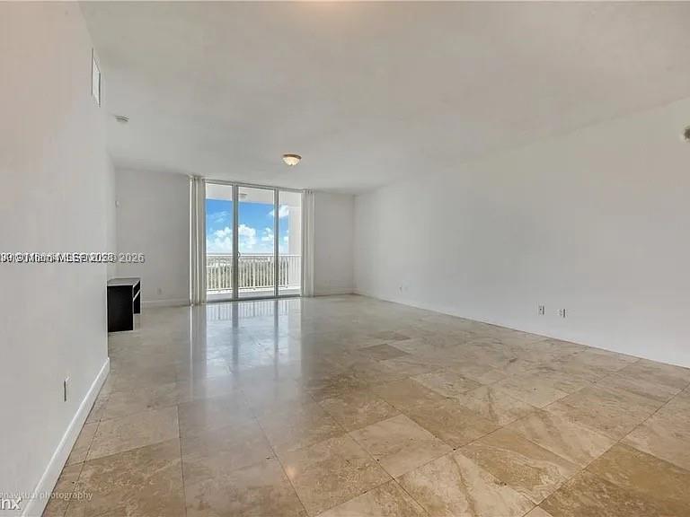 14951 Royal Oaks Ln 1908