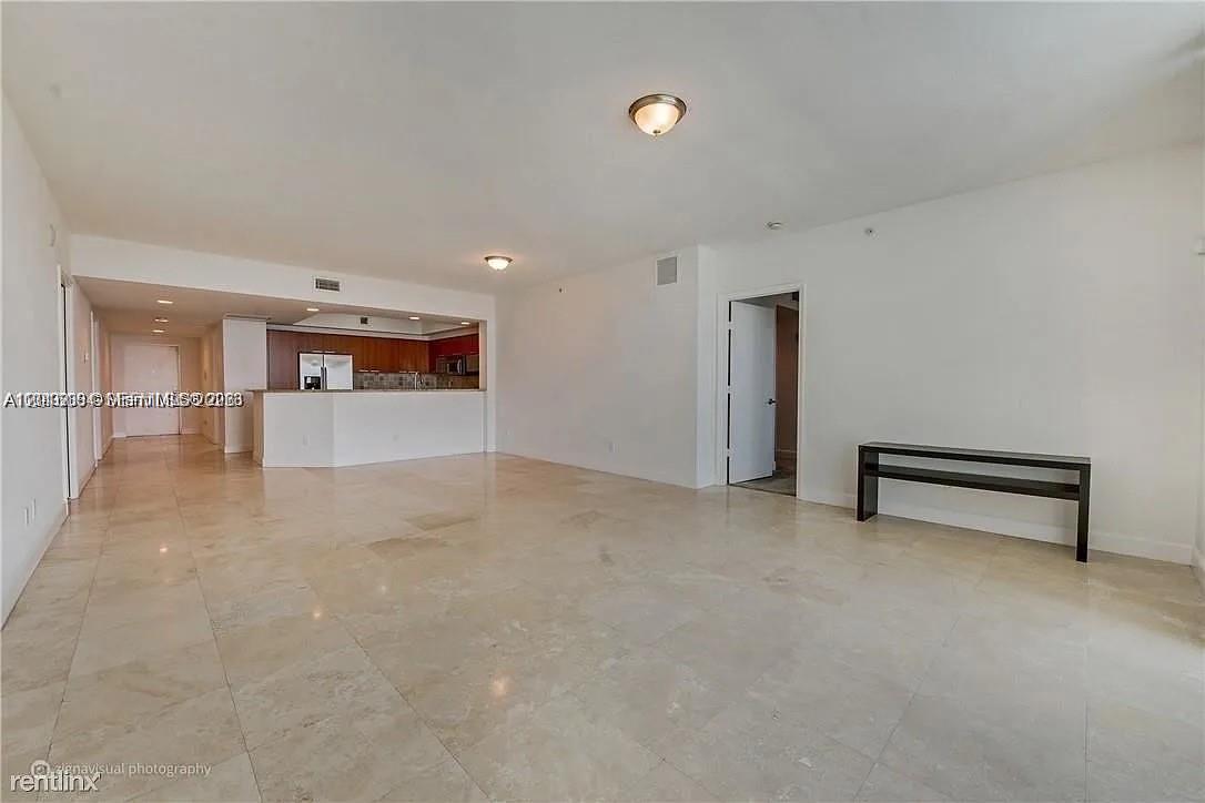 14951 Royal Oaks Ln 1908