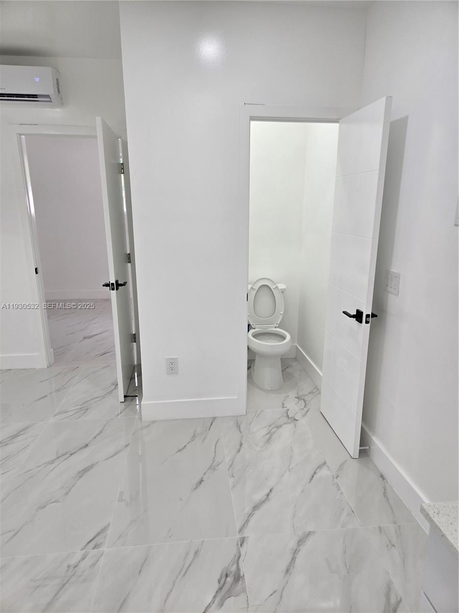 POINCIANNA MANOR SEC 4 - Residential Lease