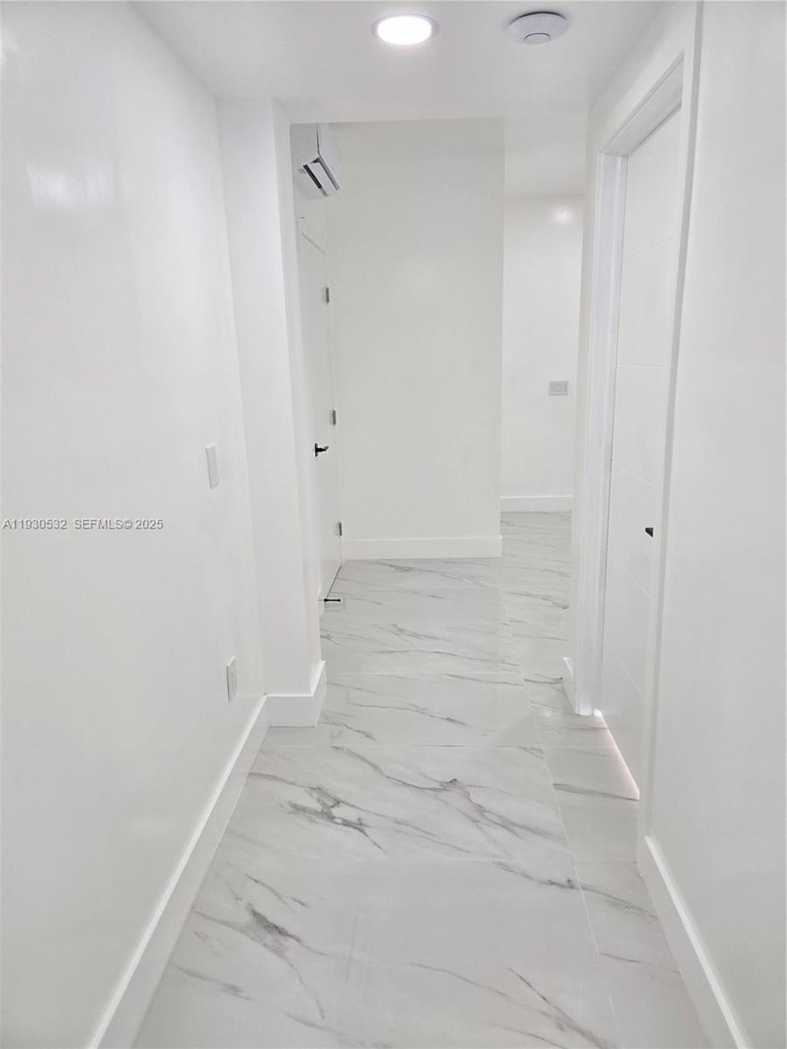 Available now: Immaculate 2-Bedroom, 2.5-Bath Unit for Rent. Porcelaine 24"x48" floor and Baths walls. Recesed Lights. A fantastic rental opportunity featuring two comfortable bedrooms, each a private en-suite. Plus a half-bath for visitors. The modern, L-shaped eat-in kitchen with ample counter space is open to a bright living area, creating an inviting atmosphere. Comfort is ensured year-round with three individual mini-split A/C units. Step outside to a private backyard, ideal for outdoor enjoyment. Laundy Room with full size Front Load Washer Dryer
Key Features:
Two master-style bedrooms (en-suite) 2.5 bathrooms total Full-size, open L-shape eat-in kitchen
Open living area. Three mini-split A/C units Private backyard
Contact us today to schedule a viewing!